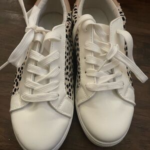 Pink Lily White Lace-Up Sneakers with Black Spot Accent
